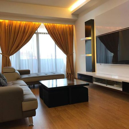 Angkasa Mahkota Hotel Malacca Exteriör bild
